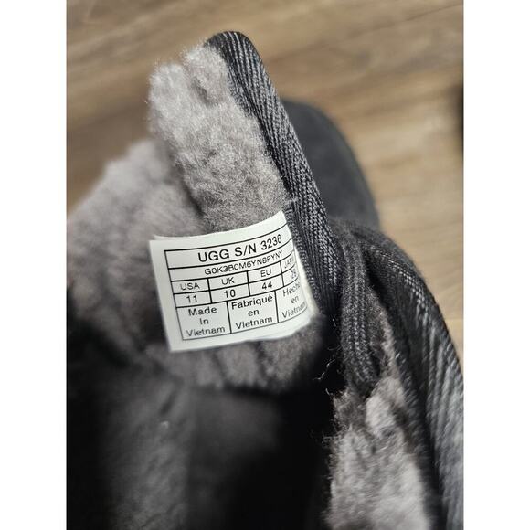 Ugg Neumel Chukka Men 3236 size 11 Black Wool Sherpa lined - Picture 10 of 10